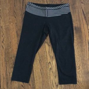 Lulu Lemon Cropped Black Pants